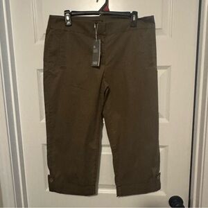 NWT Eileen Fisher Womens‎ Cuffed Capri Pants Size M Brown